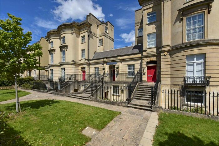 2 Bedroom Apartment To Rent In Kings Road, Reading, RG1