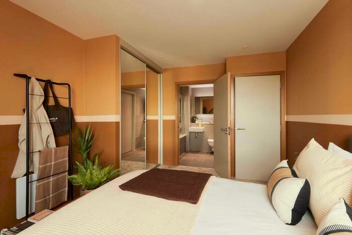 2 Bedroom Flat To Rent In Lewisham Road, London, SE13