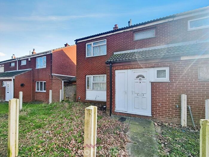 3 Bedroom Semi-Detached House To Rent In Hilltop Road, Denaby Main, Doncaster, Doncaster, DN12