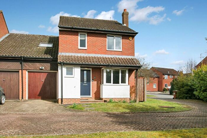4 Bedroom Link Detached House For Sale In Honeybourne, Bishop's Stortford, CM23