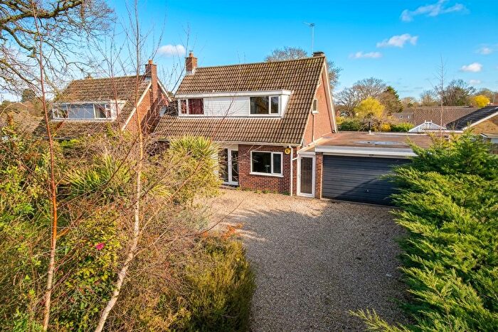 3 Bedroom Detached Bungalow For Sale In Oaklands, Framingham Earl, Norwich, NR14