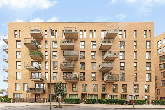 1 Bedroom Flat To Rent In Moorhen Drive, London, NW9