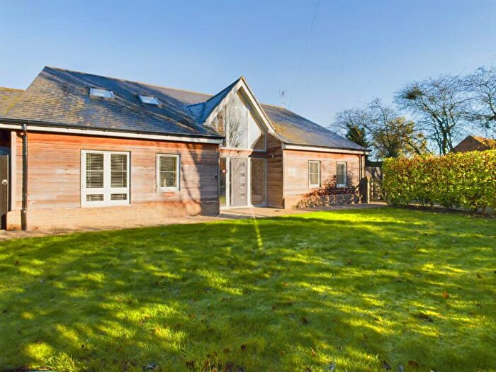 4 Bedroom Detached House For Sale In The Poplars, Wotton Underwood, Aylesbury, Buckinghamshire., HP18