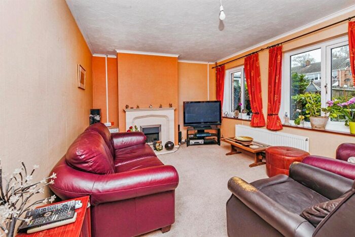 3 Bedroom End Of Terrace House For Sale In Gloucester Avenue, Maldon, CM9