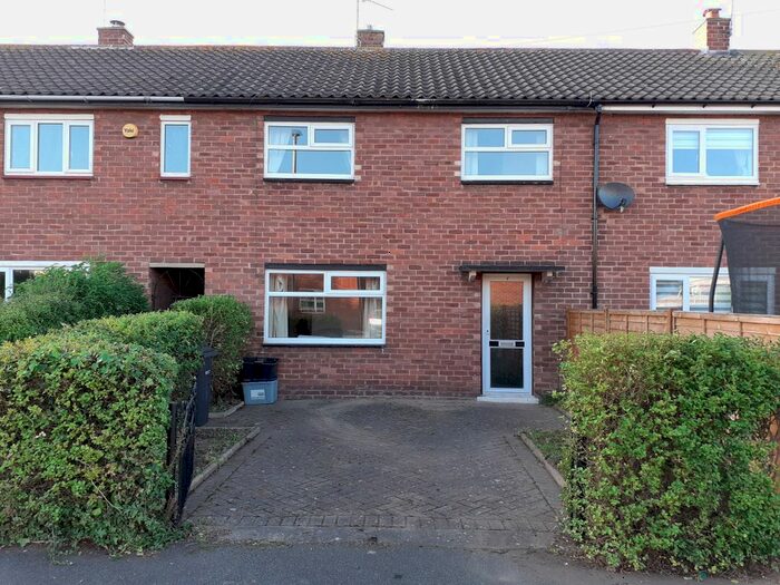 3 Bedroom Terraced House To Rent In Queens Crescent, Upton, CH2