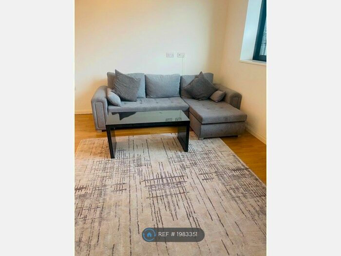 1 Bedroom Flat To Rent In Mann Island, Liverpool, L3