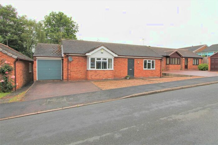 3 Bedroom Detached Bungalow To Rent In Anthony Drive, Thurnby, Leicester, LE7