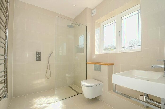 4 Bedroom Town House To Rent In Chaucer Close, Windsor, SL4