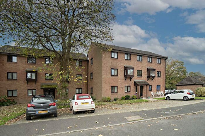 2 Bedroom Apartment To Rent In St. Marys Court, Plymouth, PL7