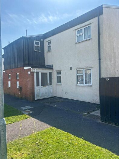 3 Bedroom End Of Terrace House For Sale In Scott Close, CF62