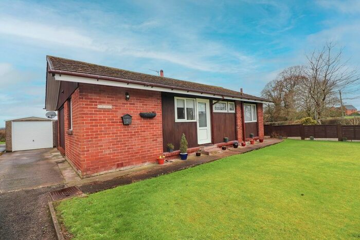 2 Bedroom Detached Bungalow For Sale In Honeypot Lane, Cargo, Carlisle, CA6