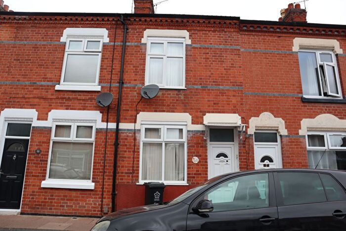 3 Bedroom Terraced House For Sale In Lancaster Street, Leicester, LE5