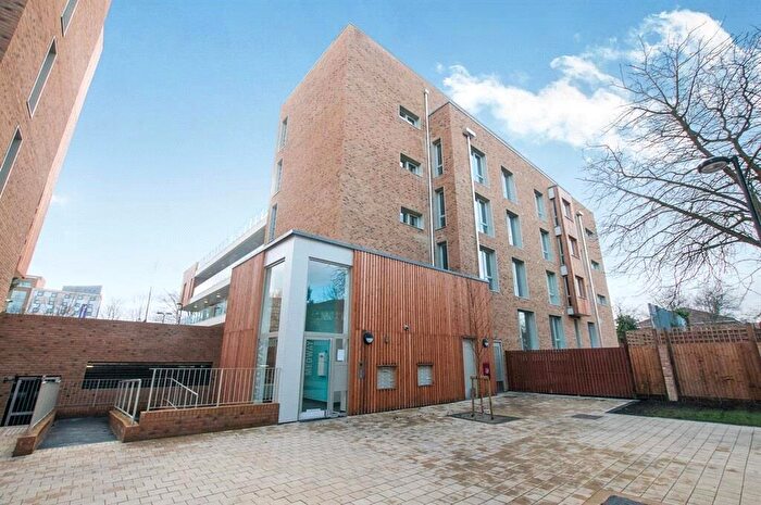 1 Bedroom Apartment To Rent In Medway House, Kidwells Close, Maidenhead, Berkshire, SL6