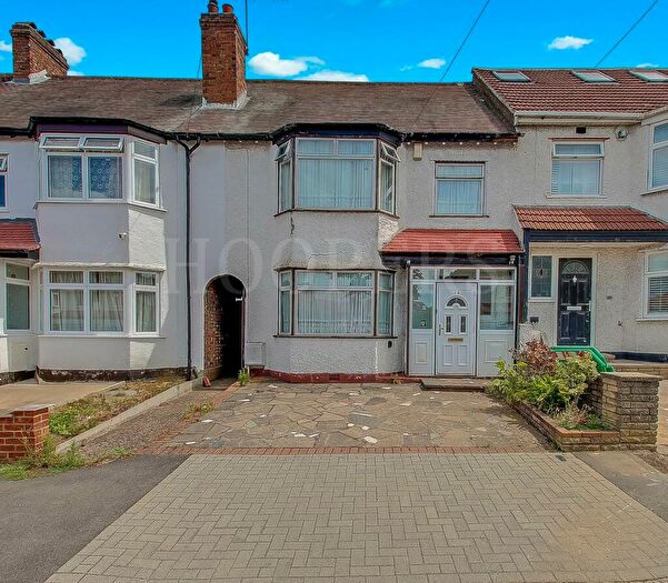 3 Bedroom Terraced House For Sale In Kenwyn Drive, London, NW2