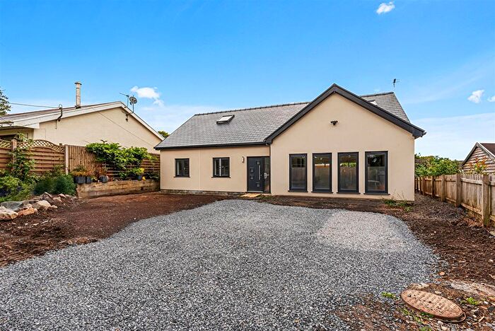 4 Bedroom Detached Bungalow For Sale In Carway, Kidwelly, SA17