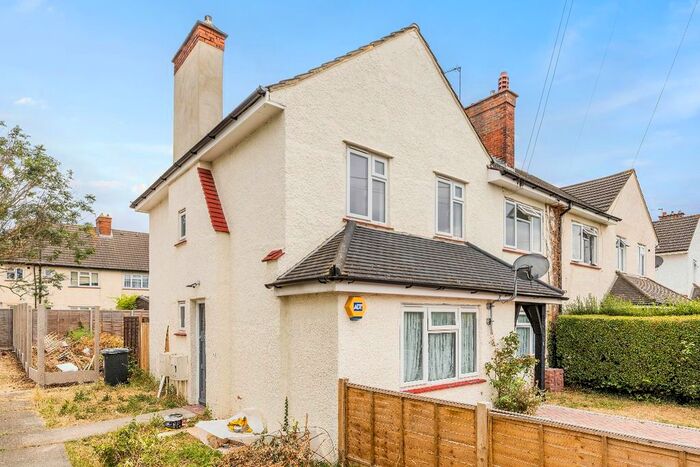 2 Bedroom Flat To Rent In Windsor Road, Thornton Heath, CR7