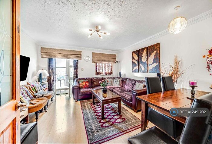 2 Bedroom Semi-Detached House To Rent In Exeter Road, London, E17