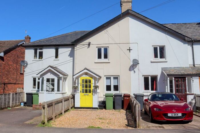 2 Bedroom Cottage To Rent In Tichborne Down, Alresford, SO24