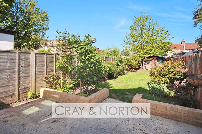 3 Bedroom End Of Terrace House For Sale In Rymer Road, Addiscombe, CR0