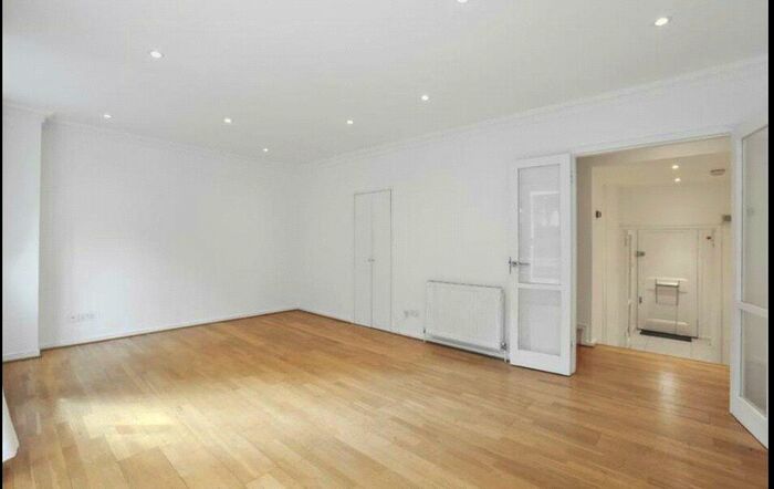 5 Bedroom House To Rent In Loudoun Road, St Johns Wood, London, NW8