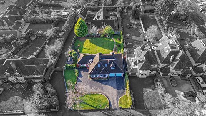 5 Bedroom Detached House For Sale In Manor Road, Dorridge, B93