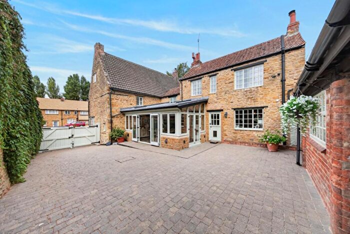 4 Bedroom Cottage For Sale In High Street, Weston Favell Village, Northampton, NN3