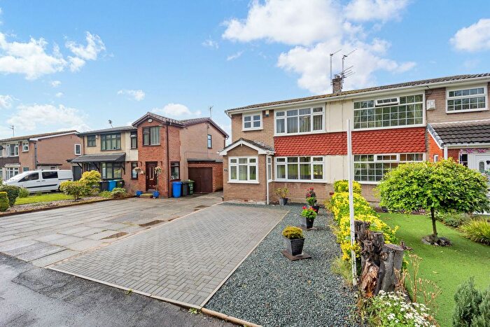 3 Bedroom Semi-detached House For Sale In Tabley Avenue, Widnes, WA8