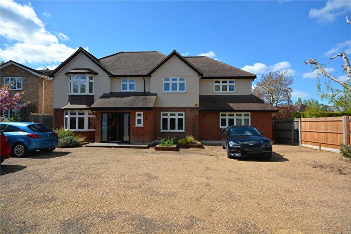 4 Bedroom Detached House To Rent In Reigate Road, Epsom, Surrey, KT17