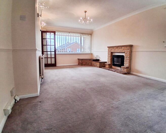 2 Bedroom Bungalow To Rent In Garrick Close, Lincoln, LN5