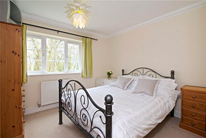 5 Bedroom Detached House For Sale In Towcester Road, Blisworth, Northamptonshire, NN7