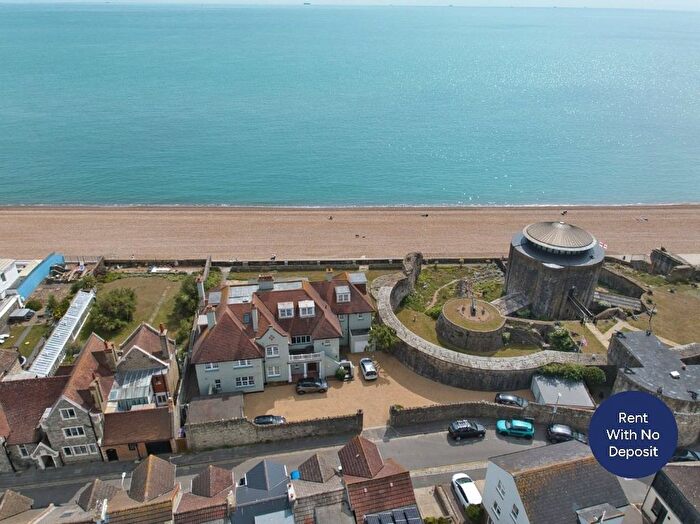 2 Bedroom Flat To Rent In Castle Close, Castle Road, Folkestone, Sandgate, CT20