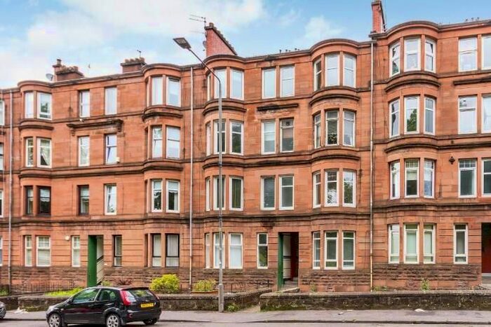3 Bedroom Flat To Rent In Tollcross Road, Tollcross, Glasgow, G31
