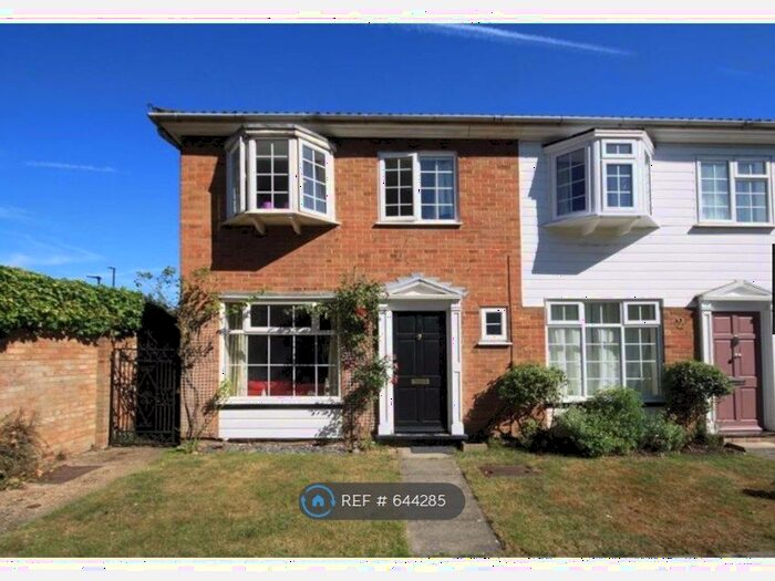 3 Bedroom End Of Terrace House To Rent In Regency Mews, Isleworth, TW7