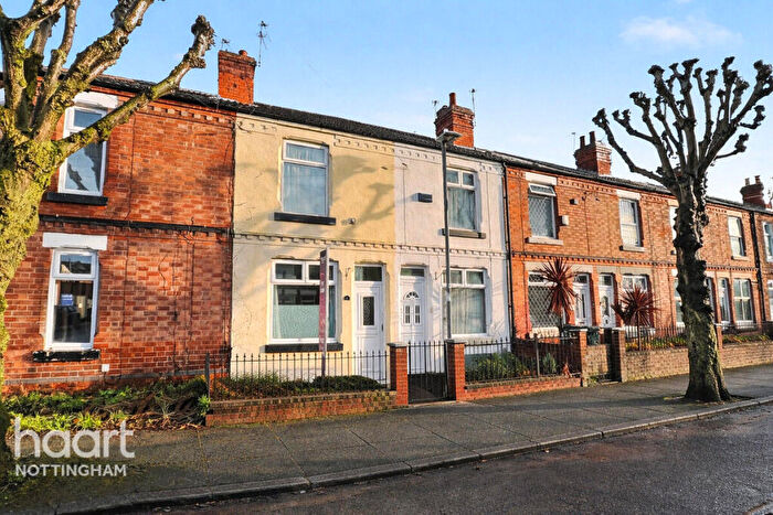 2 Bedroom Terraced House For Sale In Carnarvon Street, Nottingham, NG4
