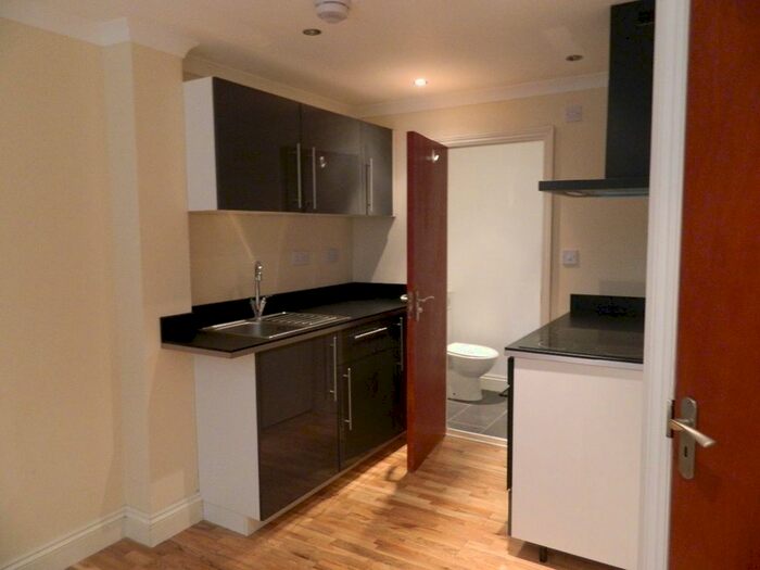 Studio To Rent In Brookhill Road, London, SE18