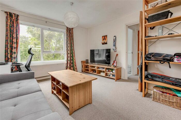 Studio To Rent In Abbey Gardens, Hammersmith, W6