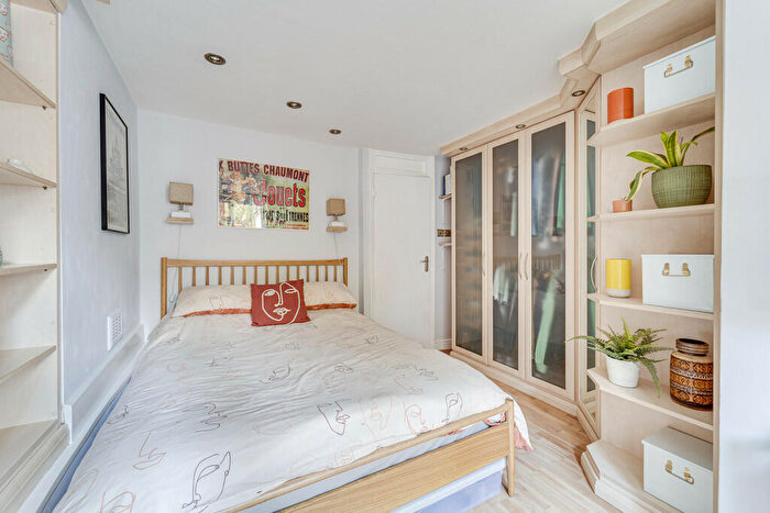 1 Bedroom Apartment For Sale In Forburg Road, Stoke Newington, London, N16