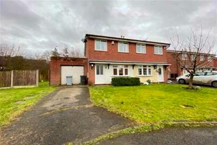 2 Bedroom House To Rent In Bowland Croft, Crewe, CW1