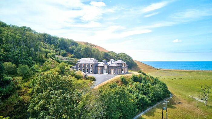 3 Bedroom Flat For Sale In Plas Tanybwlch, Rhydyfelin, SY23