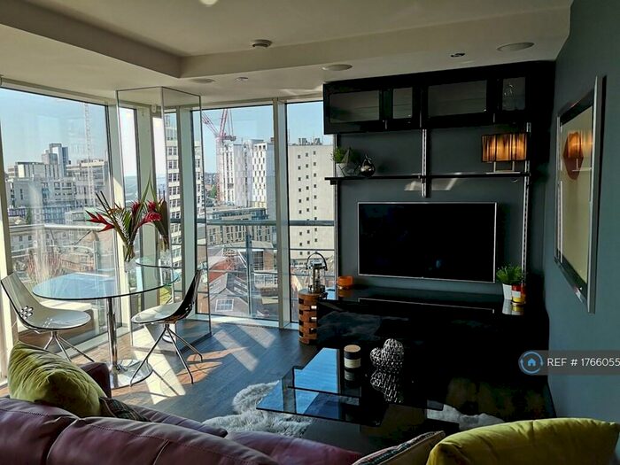 2 Bedroom Flat To Rent In Albion St, Leeds, LS2