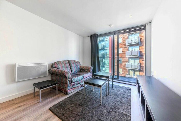 1 Bedroom Flat To Rent In Madison Building, Deals Gateway, Deptford, London, SE10