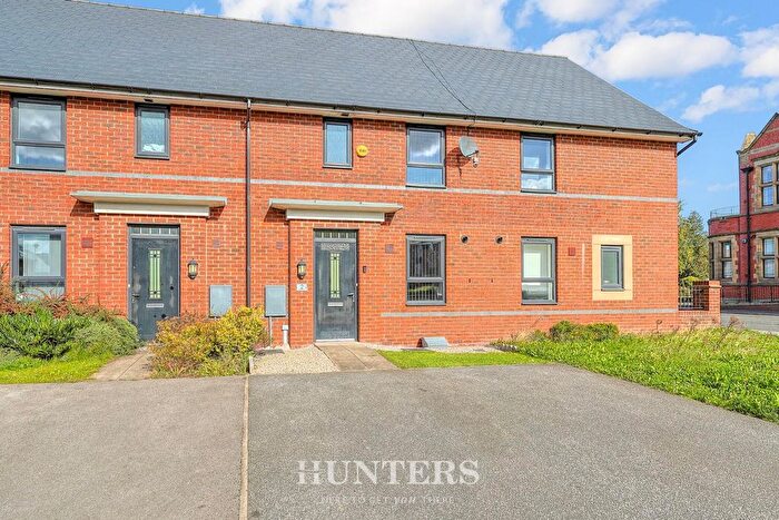 3 Bedroom Town House For Sale In Ark Royal Avenue, Rochdale, OL11