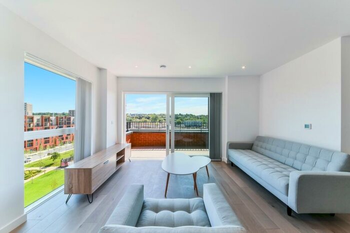 2 Bedroom Flat To Rent In Thonrey Close, Colindale, London, NW9