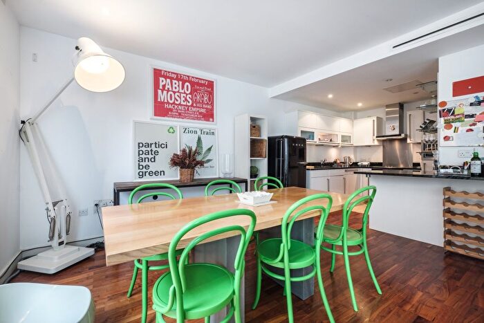 2 Bedroom Flat To Rent In Luna House, Bermondsey, SE16