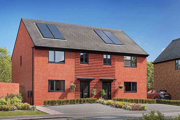 3 Bedroom Semi Detached House For Sale In Puffin Way, Edenthorpe, Doncaster, South Yorkshire, DN3
