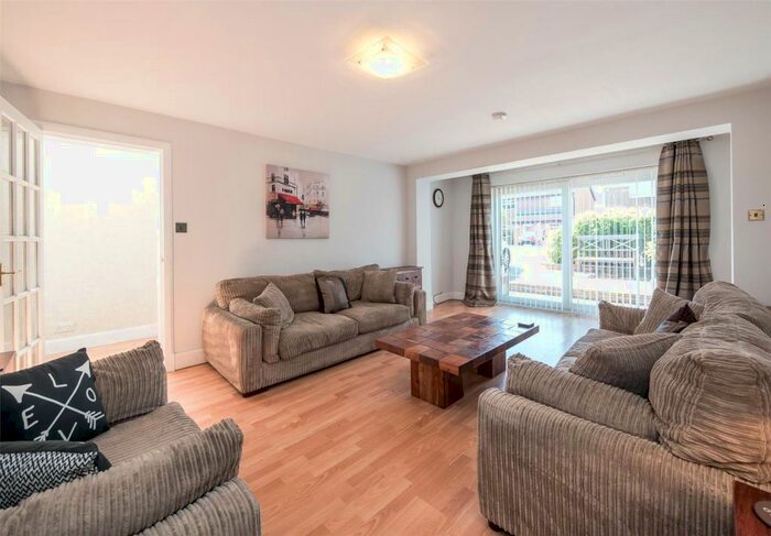 2 Bedroom House To Rent In Baberton Mains Brae, Baberton, Edinburgh, EH14