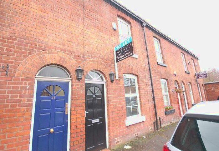 2 Bedroom Terraced House To Rent In Vicker Grove, West Didsbury, M20