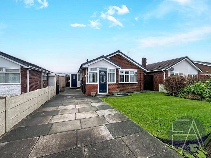2 Bedroom Detached Bungalow For Sale In Kingston Crescent, Southport, Merseyside, PR9