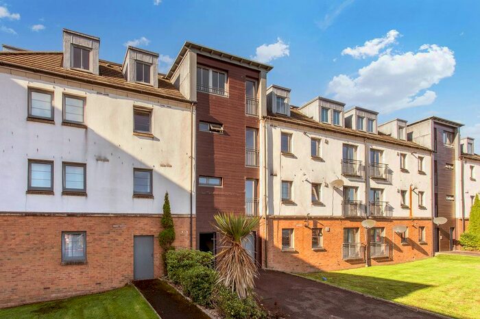 2 Bedroom Flat To Rent In Kaims Terrace, Livingston EH54