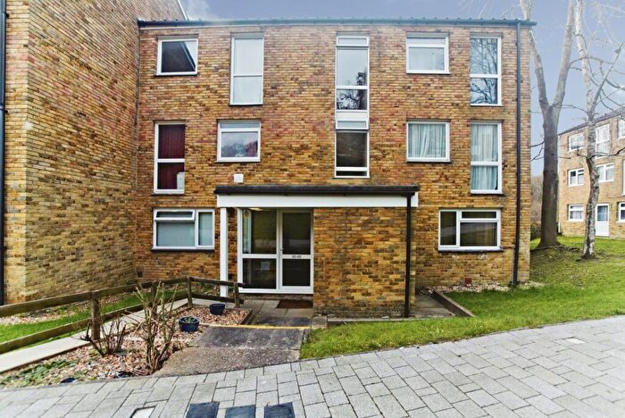 1 Bedroom Flat For Sale In Markfield, Court Wood Lane, Croydon, Surrey, CR0